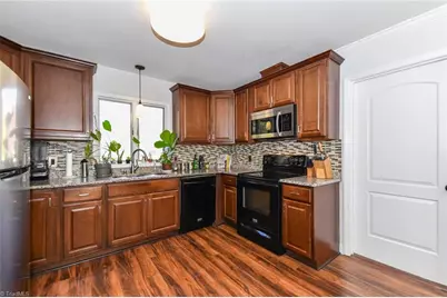 5009 Wiley Park Drive, Greensboro, NC 27407 - Photo 9