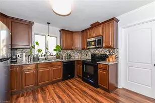 5009 Wiley Park Dr, Greensboro, NC 27407 - Photo 9