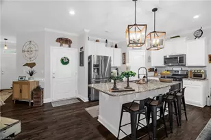 1402 Hunting Hawk Ln, Kernersville, NC 27284 - Photo 7