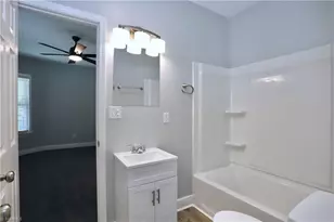 705 Washington St, Graham, NC 27253 - Photo 31