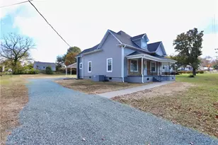 705 Washington St, Graham, NC 27253 - Photo 1