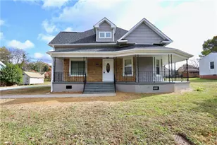 705 Washington St, Graham, NC 27253 - Photo 1