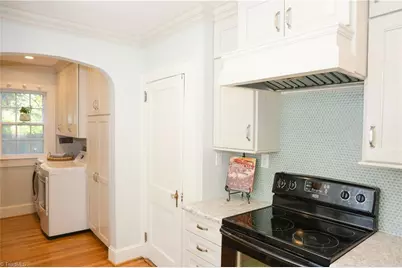 1805 W Friendly Avenue, Greensboro, NC 27403 - Photo 5