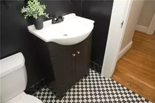 1805 W Friendly Ave, Greensboro, NC 27403 - Photo 15