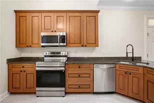 4138 Baylor St, Greensboro, NC 27455 - Photo 15