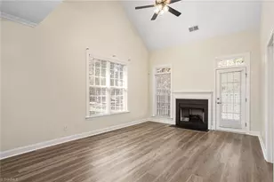 4138 Baylor St, Greensboro, NC 27455 - Photo 7