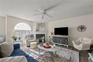 4345 Cedarcroft Ct, Greensboro, NC 27409 - Photo 7