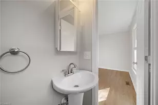 1 Quad Oak Dr, Greensboro, NC 27405 - Photo 21