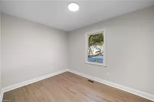 1 Quad Oak Dr, Greensboro, NC 27405 - Photo 13