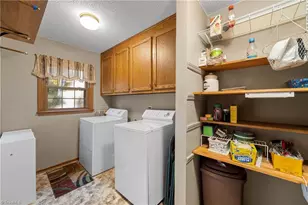 1412 Apple Cross Ct, Kernersville, NC 27284 - Photo 21