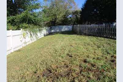 107 Glenwood Avenue, Jonesville, NC 28642 - Photo 7