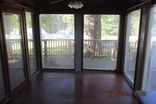 107 Glenwood Ave, Jonesville, NC 28642 - Photo 11