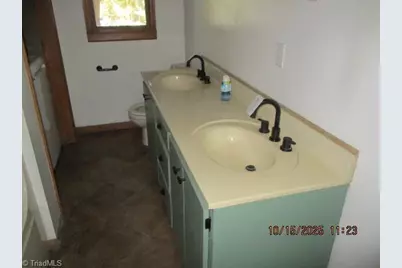 107 Glenwood Avenue, Jonesville, NC 28642 - Photo 13