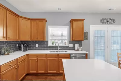 1349 Pondhaven Drive, High Point, NC 27265 - Photo 17