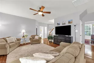 1349 Pondhaven Dr, High Point, NC 27265 - Photo 13