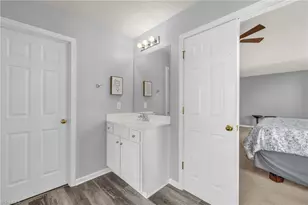 1349 Pondhaven Dr, High Point, NC 27265 - Photo 25