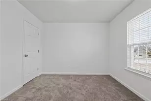 1013 Tesh Ct, High Point, NC 27265 - Photo 13