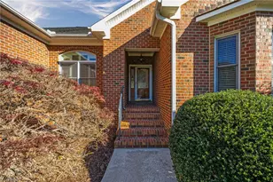 418 Westhampton Dr, Burlington, NC 27215 - Photo 33