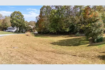 924 Barrington Drive, Lenoir, NC 28645 - Photo 13