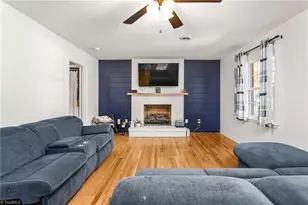 1818 Wellington Rd, Burlington, NC 27217 - Photo 3