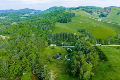 8693 Nc Highway 88 E, Laurel Springs, NC 28644 - Photo 41