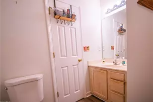 2818 Bridgeport Dr, Winston-Salem, NC 27103 - Photo 15