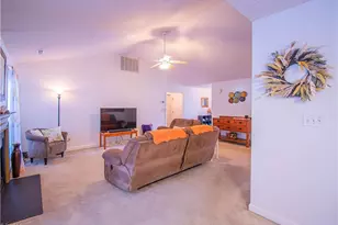 2818 Bridgeport Dr, Winston-Salem, NC 27103 - Photo 7