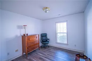 2818 Bridgeport Dr, Winston-Salem, NC 27103 - Photo 13