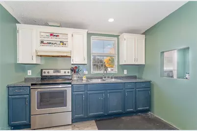 6020 River Heights Drive, Ramseur, NC 27316 - Photo 7