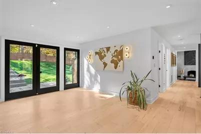 601 Willoughby Boulevard, Greensboro, NC 27408 - Photo 19