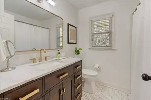 3805 Hazel Ln, Greensboro, NC 27408 - Photo 25