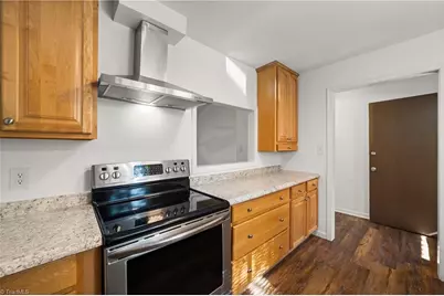 116 Cloister Oaks Circle, Winston-Salem, NC 27127 - Photo 9