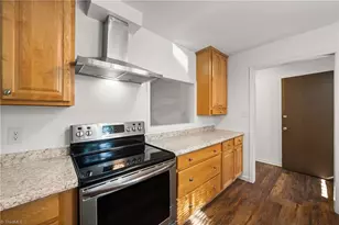 116 Cloister Oaks Cir, Winston-Salem, NC 27127 - Photo 9