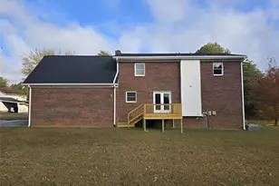 1688 Birchwood Dr, Burlington, NC 27217 - Photo 35