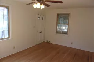 1406 Chelsea St, Winston-Salem, NC 27103 - Photo 9