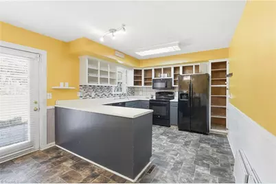 805 Lynn Dee Drive, Winston-Salem, NC 27106 - Photo 13