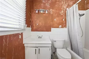 805 Lynn Dee Dr, Winston-Salem, NC 27106 - Photo 17