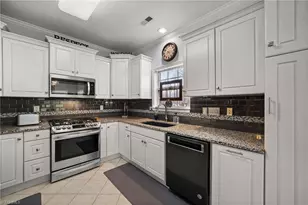 401 Charles Conner Dr, Kernersville, NC 27284 - Photo 11