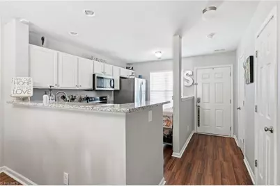 608 Grasswren Way, Greensboro, NC 27409 - Photo 9