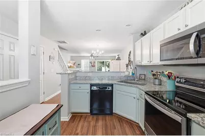 608 Grasswren Way, Greensboro, NC 27409 - Photo 11