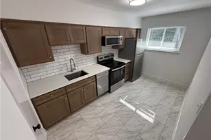 220 N Hawthorne Rd, Winston-Salem, NC 27104 - Photo 5