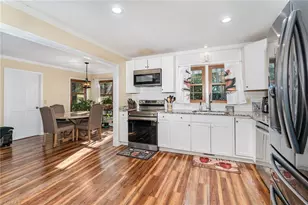 6003 Muirfield Dr, Greensboro, NC 27410 - Photo 7