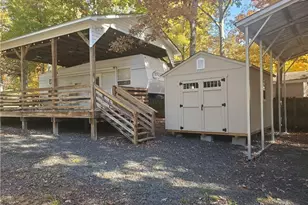 199 Roberts Rd, Mount Gilead, NC 27306 - Photo 3