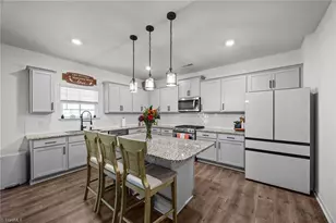 2482 Summersby Dr, Mebane, NC 27302 - Photo 5