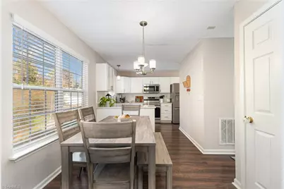 319 Rockbridge Drive, Kernersville, NC 27284 - Photo 9