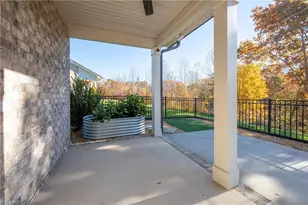 2049 Welden Ridge Rd, Kernersville, NC 27284 - Photo 9