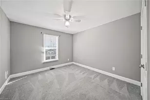 105 Hillside Dr, Thomasville, NC 27360 - Photo 21