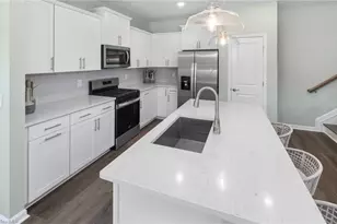 4560 Dillon Mill Dr, McLeansville, NC 27301 - Photo 5