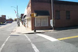 703 Washington St, Eden, NC 27288 - Photo 3