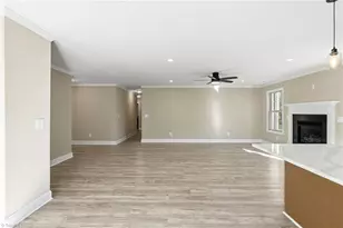 814 Montgomery Ct, Walnut Cove, NC 27052 - Photo 5